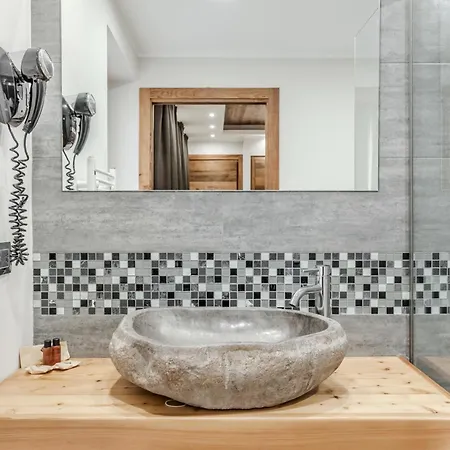 מלון Hotiday Collection - Sauze Assietta 3*