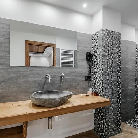 מלון Hotiday Collection - Sauze Assietta