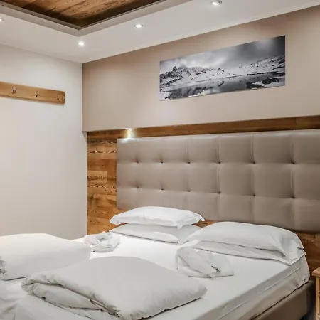 מלון Hotiday Collection - Sauze Assietta