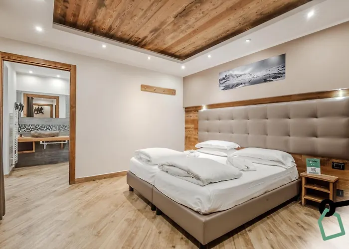 Hotiday Collection - Sauze Assietta Hotell 3*